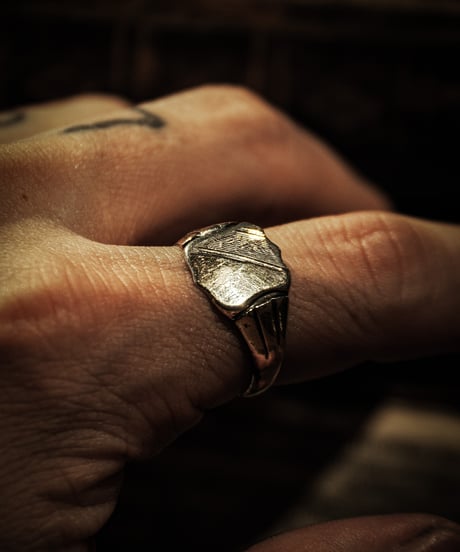 1940s British 9ct Gold on Silver Shield Signet Ring