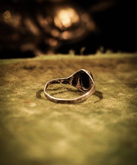 Onyx shield vintage silver ring