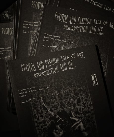 PHOTO BOOK[Photos and fashion talk of art.] P84 Size : B5