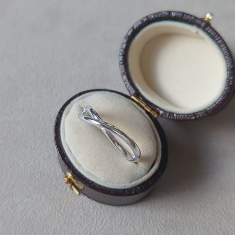 21R57 Silver Ring (Cross Design)