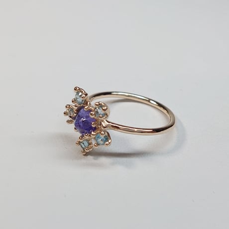 21R92 K10 Ring (Tanzanite)