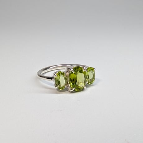 5R63 Silver Ring (Peridot)