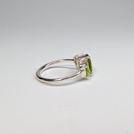 5R63 Silver Ring (Peridot)