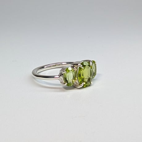 5R63 Silver Ring (Peridot)