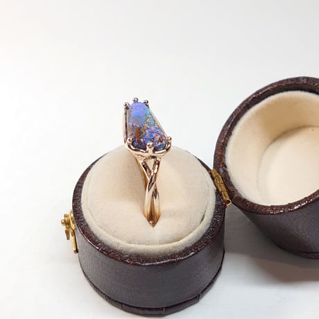 21R83 K10 Ring (Boulder Opal)