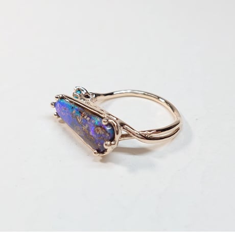 21R83 K10 Ring (Boulder Opal)