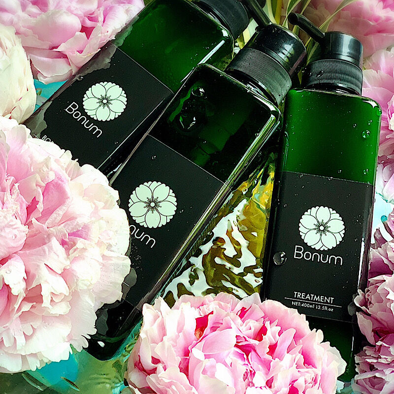Bonum」₍シャンプー・ヘアートリートメント・ボディソープ）3本