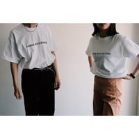 Almond eye T-shirt
