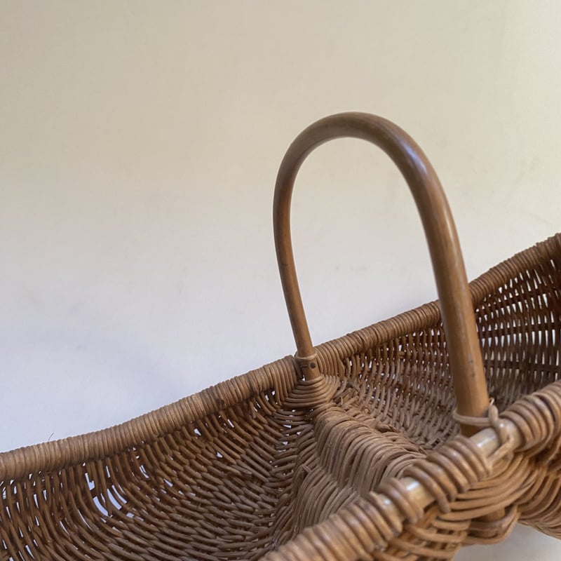 【未使用品】フランス ヤナギ細工の収穫かご 未使用品】フランス ヤナギ細工の収穫かご