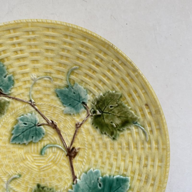 可愛い葡萄のバルボティーヌ　サルグミンヌsarreguemines サルグミンヌSarreguminesvぶどうのバルボティーヌプレートW19