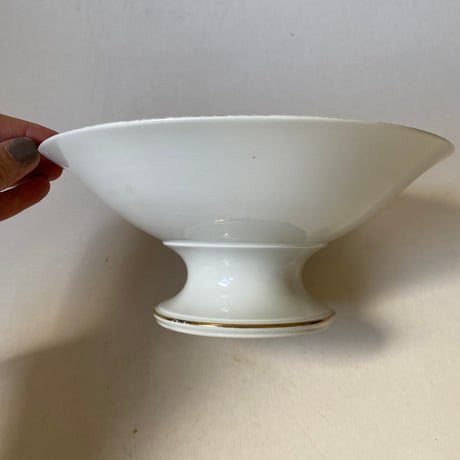 1900年代　リモージュ　J.B.T et cie　ベルポー　コンポティエ　リラとブール・ド・ネージュ柄