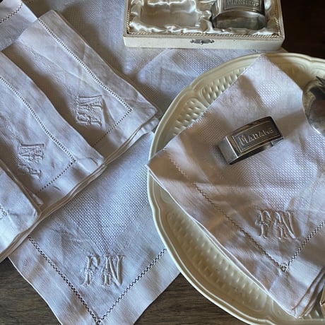 20世紀前半　セルヴィエット　メティス　イニシャルFN 　刺繍　５点セット