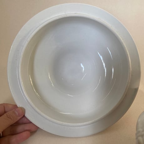 19世紀後半　サンタマン　アマージュ　スーピエール　白い陶器　アーティチョーク・モチーフ