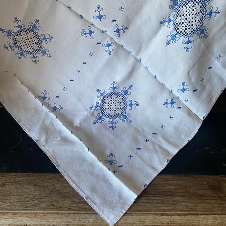 20世紀前半　プチ・ナップとセルヴィエット　セット　メティス　ブルーの刺繍