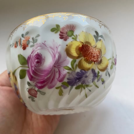 19世紀　磁器製　カップ&ソーサー　ポリクローム　花柄　ハンドペイント