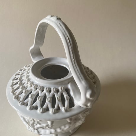 C 20世紀中期　マリコルヌ　エミール・テシエ　ポプリ(蓋なし)　白い陶器　アジュレ