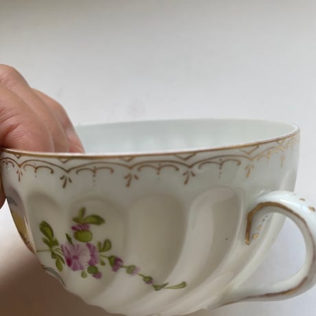 19世紀　磁器製　カップ&ソーサー　ポリクローム　花柄　ハンドペイント
