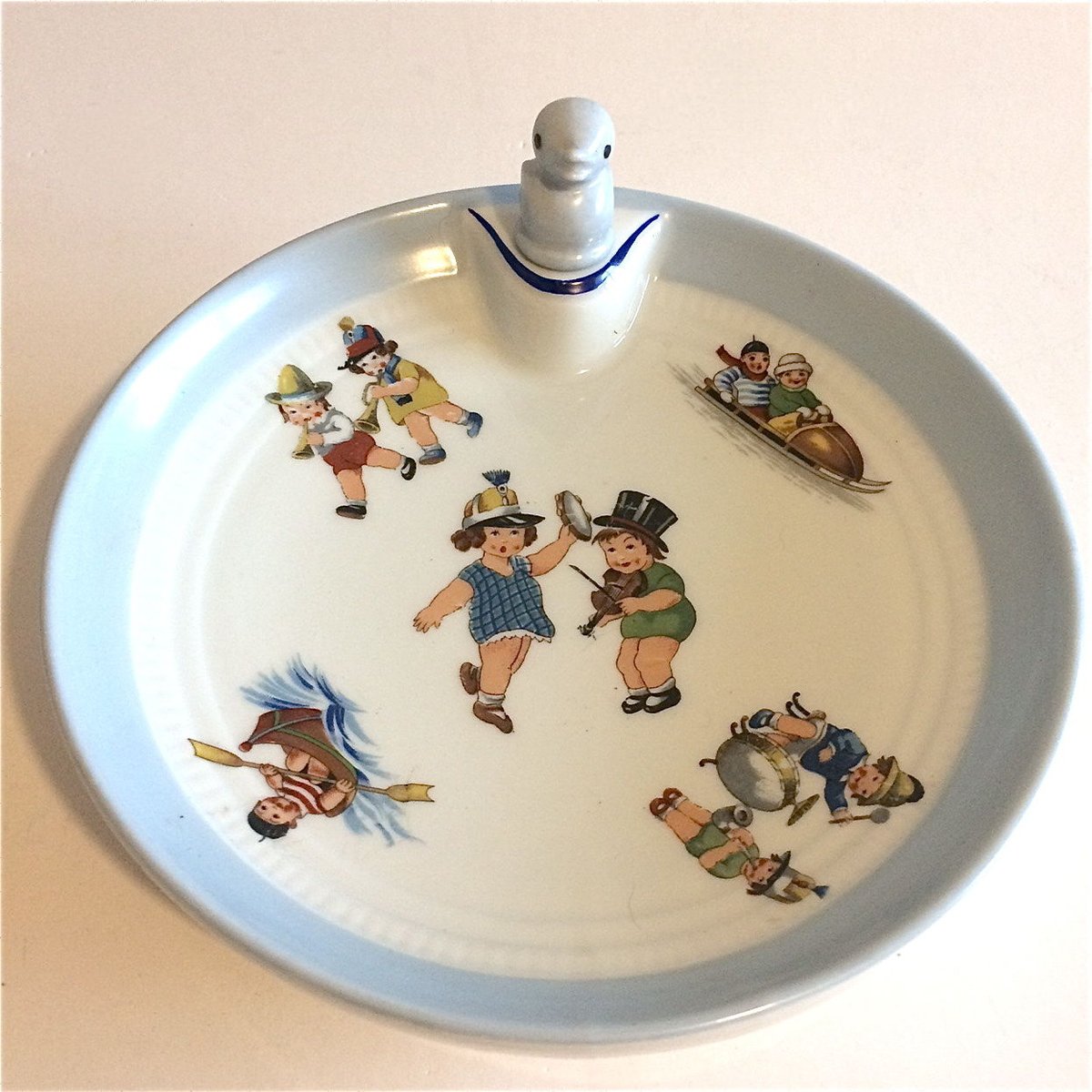 希少　アンティーク　LlMOGES リモージュ France 子供用保温皿 fit=scale-down,w=1200