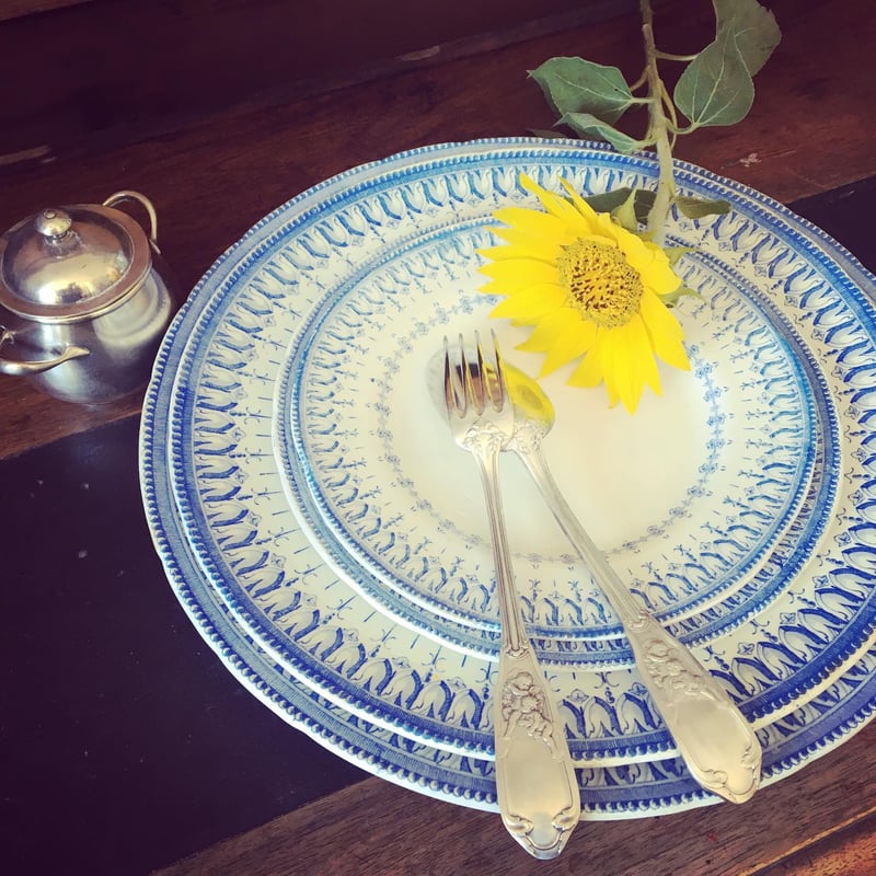 クレイユモントロー アンリ2世 アンティーク 大皿① 【公式通販】