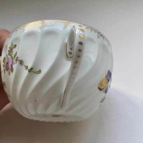 19世紀　磁器製　カップ&ソーサー　ポリクローム　花柄　ハンドペイント