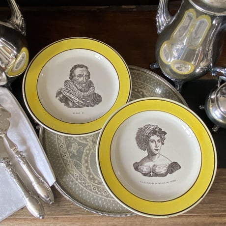 19世紀前半　モントロー　おしゃべりなお皿　アンリ４世、ベリー公爵夫人　１−２