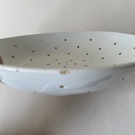 19世紀　サルグミンヌ？　アシエット・パソワール　白い陶器