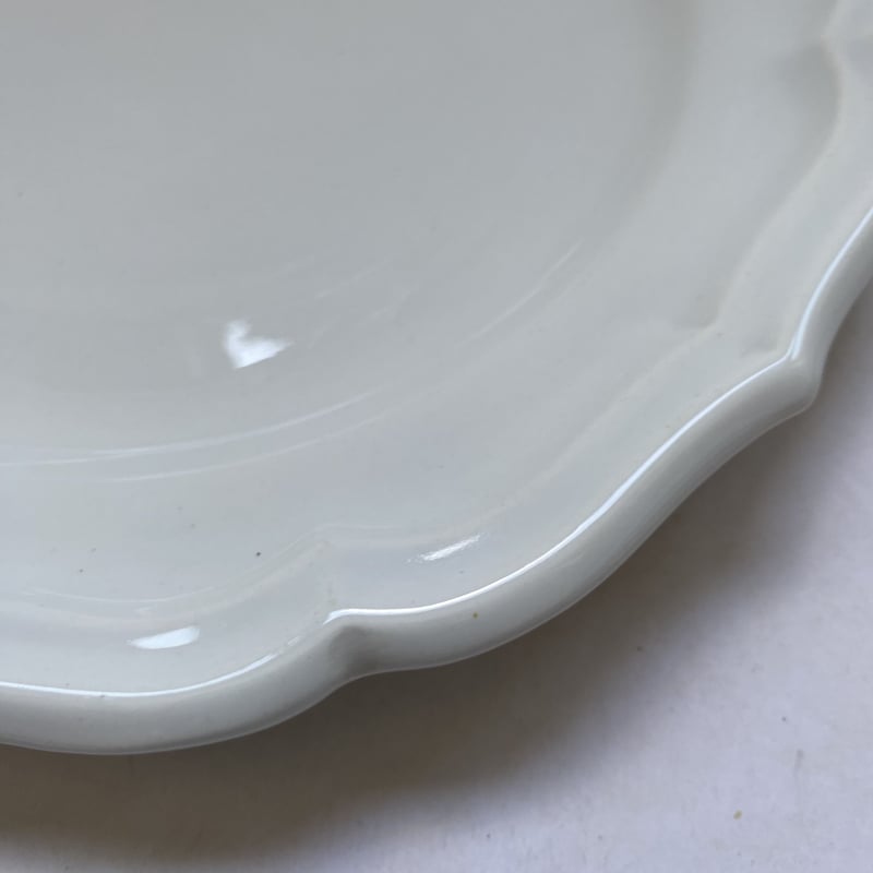 3枚組 BOCH アンティーク 花リム 白　ディナー皿23cm 3枚組 BOCH アンティーク 花リム 白 ディナー皿23cm 3枚組 BOCH