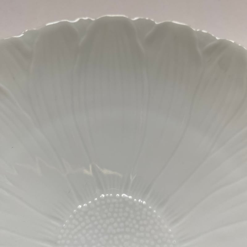 20世紀中期 リモージュ デザートプレート マーガレット・レリーフ 白磁