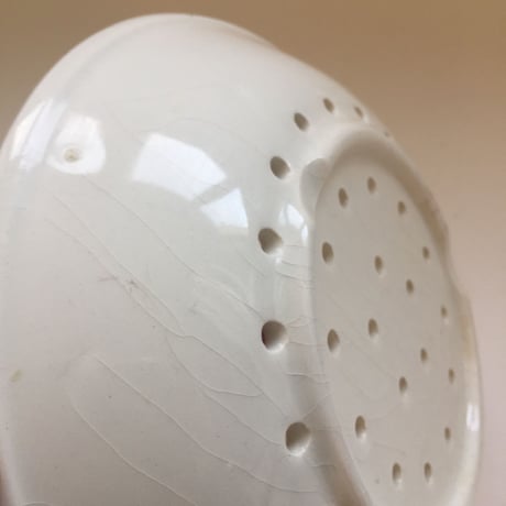 パソワール　水切り　プレート　白陶器
