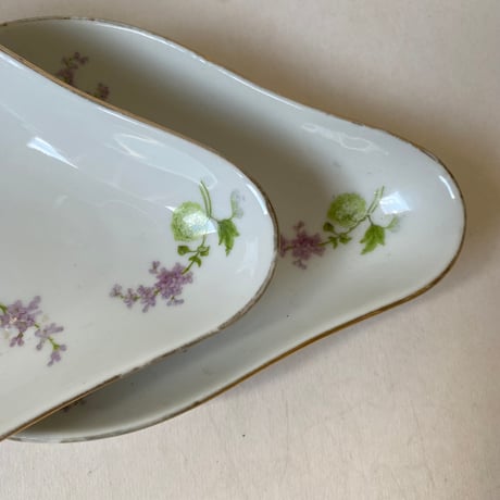 1900年代　リモージュ　J.B.T et cie　ベルポー　ラヴィエ　リラとブール・ド・ネージュ柄　1−２