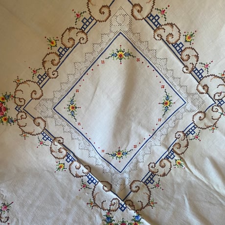 1950年代　プチ・ナップとセルヴィエット　コットン　マルチカラー刺繍