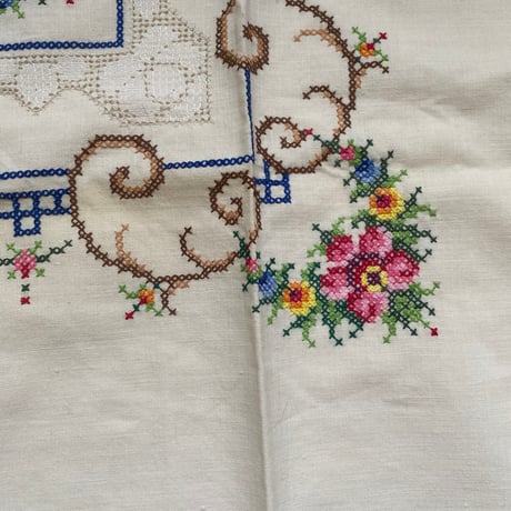 1950年代　プチ・ナップとセルヴィエット　コットン　マルチカラー刺繍