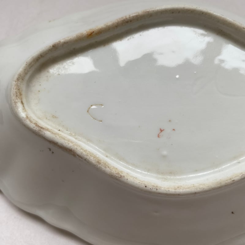 ラヴィエ 白磁 菱形 レリーフ | campagne à paris vintage