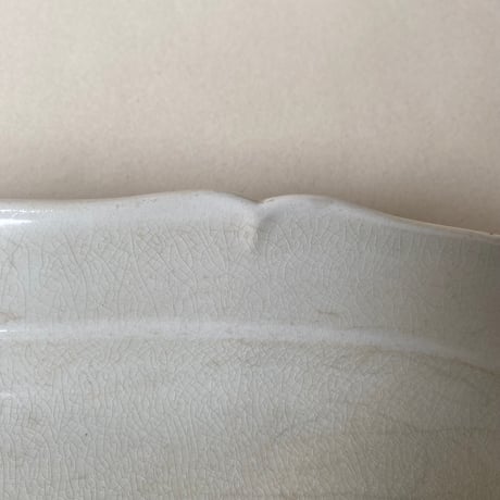 １８９２年　リュネヴィル　プチ　プラ・ア・ポワソン　花リム　白い陶器