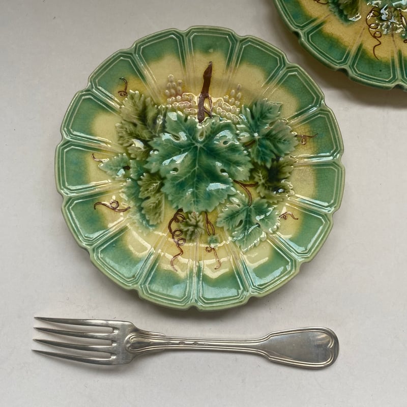 19世紀 サルグミンヌ デザート・プレート バルボティーヌ ぶどう