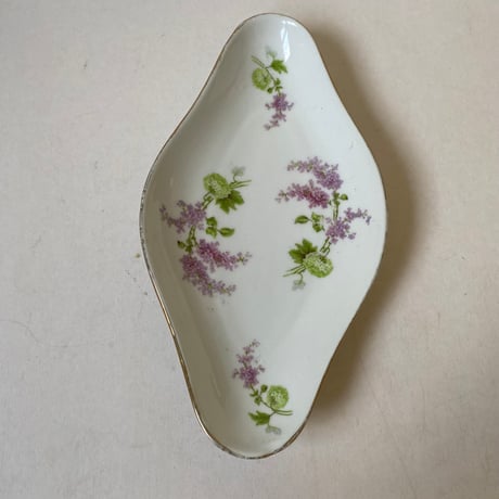 1900年代　リモージュ　J.B.T et cie　ベルポー　ラヴィエ　リラとブール・ド・ネージュ柄　1−２