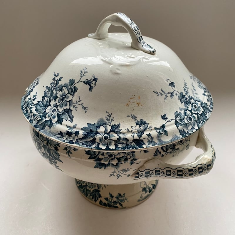 美品】フランスアンティーク St.Amand RICHELIEUスーピエール