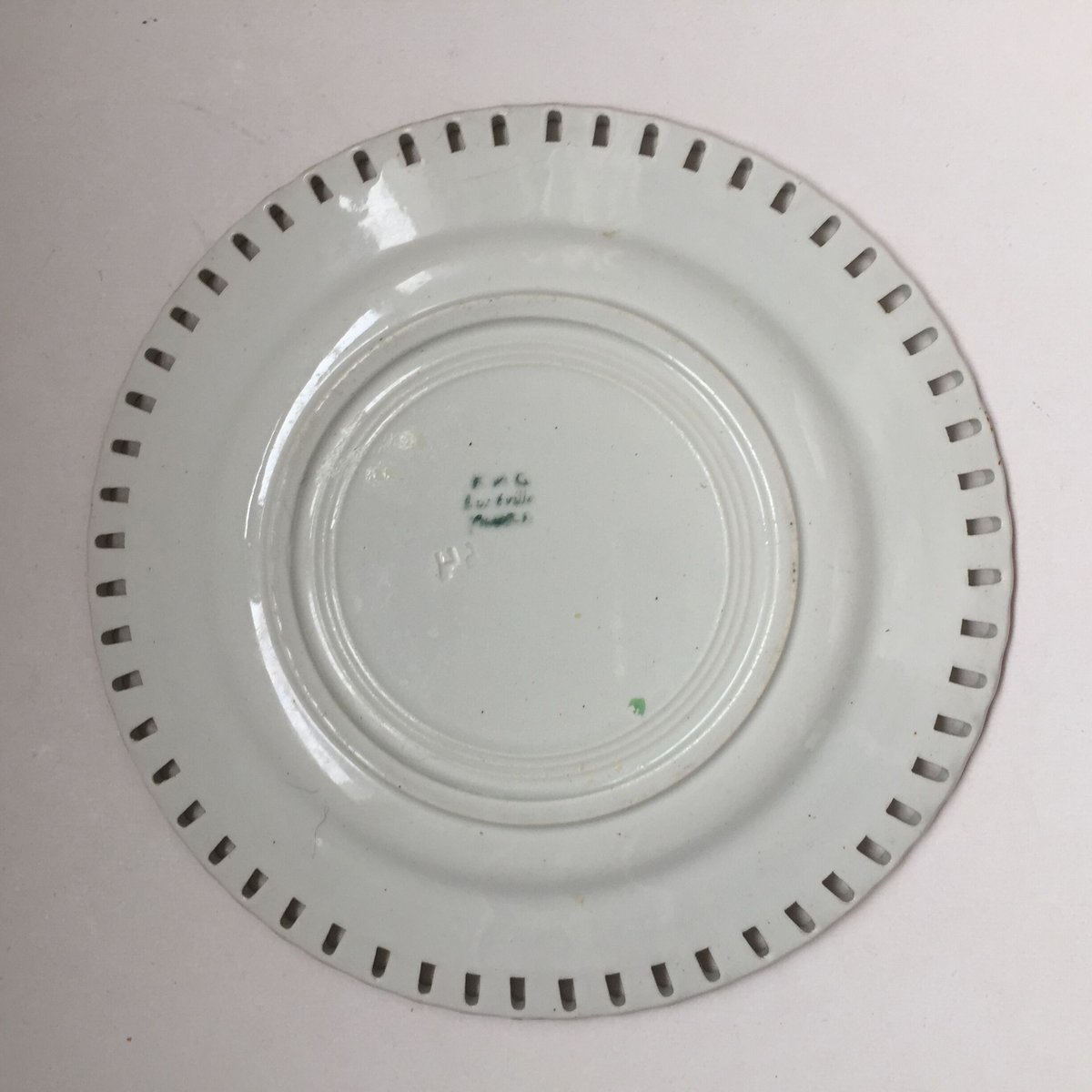 専用　4枚　フランスアンティーク　リュネヴィル　パニエ皿　プレート　バラ 専用 4枚 フランスアンティーク リュネヴィル パニエ皿 プレート