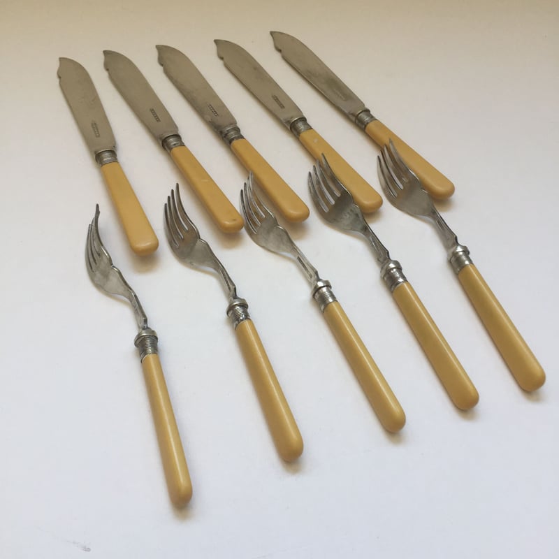 1900年 ヒリアード&トーマソン シルバープレート 魚用ナイフと 1900年 ヒリアード&トーマソン シルバープレート 魚用ナイフと