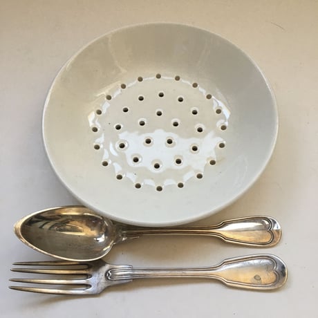 パソワール　水切り　プレート　白陶器
