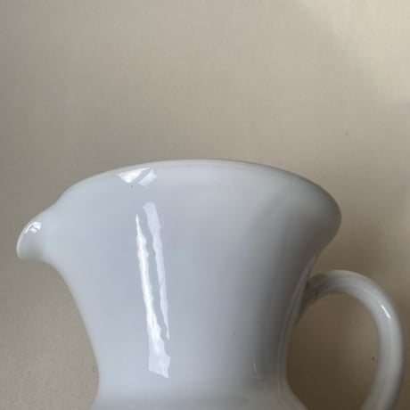20世紀中期　マリコルヌ　エミール・テシエ　ピシェ　白い陶器