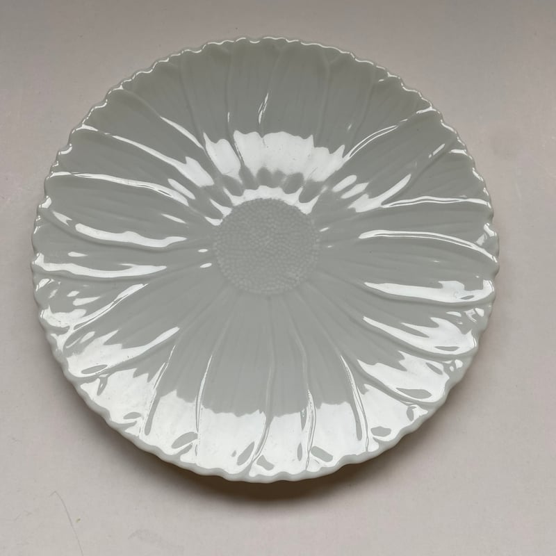 20世紀中期 リモージュ デザートプレート マーガレット・レリーフ 白磁