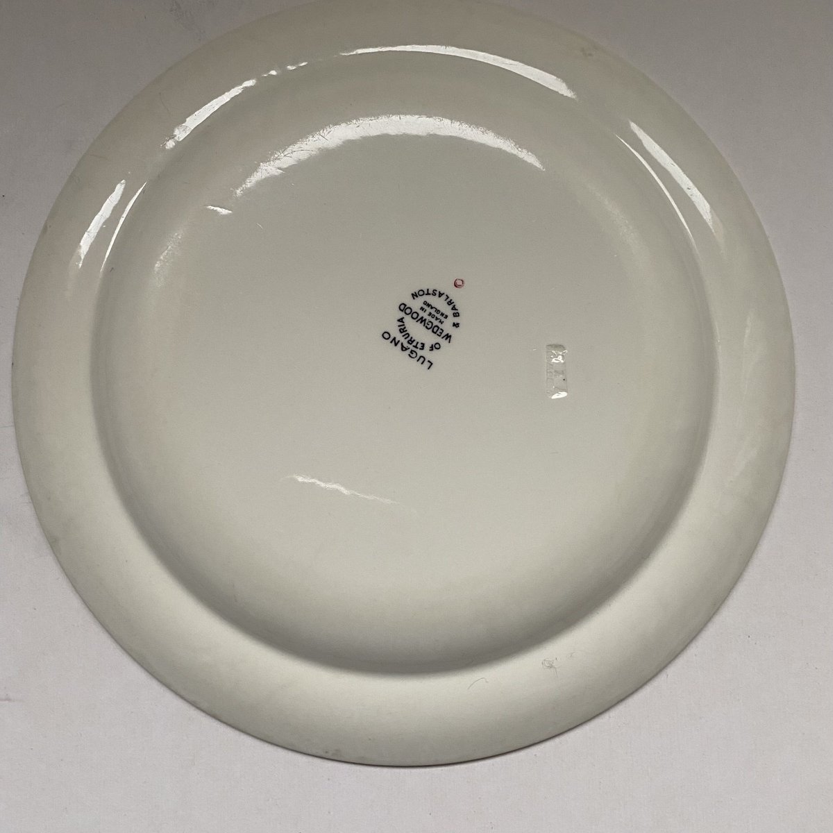 ウェッジウッド ルガノ ディナープレート 23cm カントリーウェア