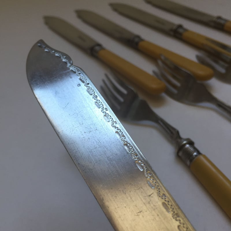 1900年 ヒリアード&トーマソン シルバープレート 魚用ナイフと