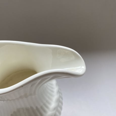 1960年代　ジアン　ピシェ　エギュイエール　白い陶器