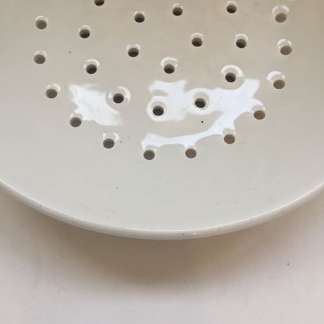 パソワール　水切り　プレート　白陶器