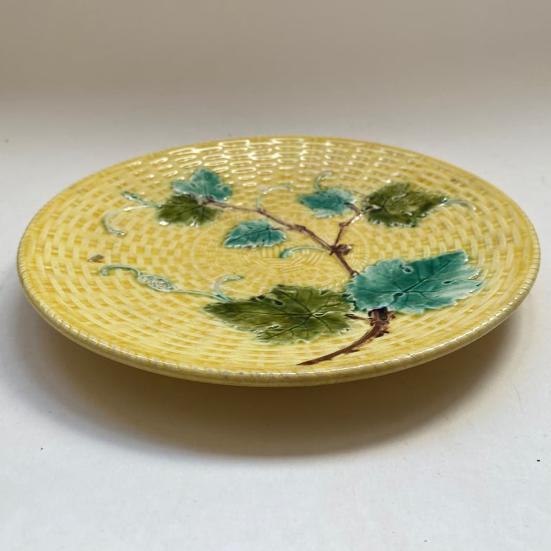 可愛い葡萄のバルボティーヌ　サルグミンヌsarreguemines サルグミンヌSarreguminesvぶどうのバルボティーヌプレートW19