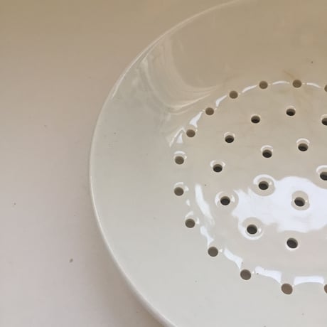 パソワール　水切り　プレート　白陶器