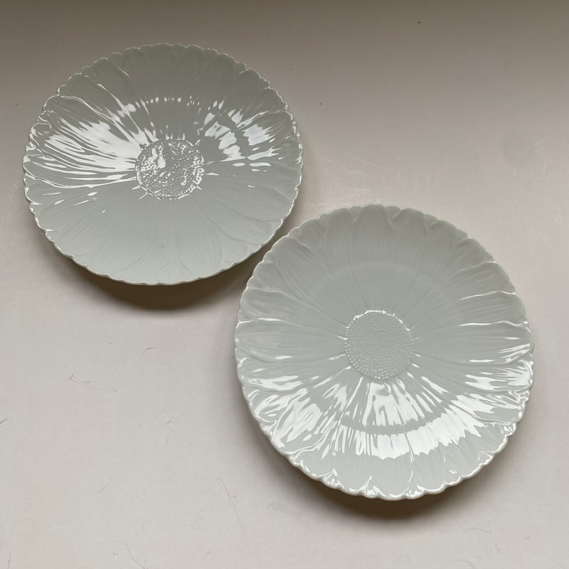 20世紀中期 リモージュ デザートプレート マーガレット・レリーフ 白磁