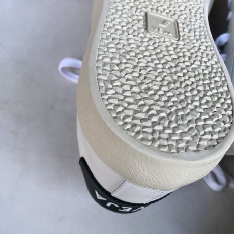 VEJA ヴェジャ  ESPLAR  レザースニーカー   EXTRA-WHITE BLACK (MENS)
